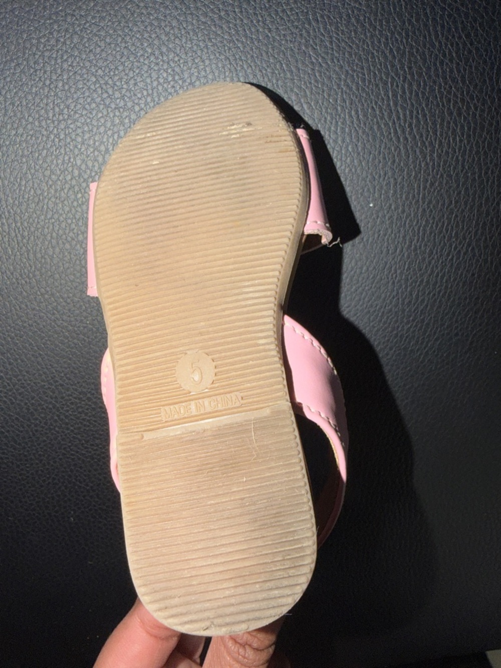 Old Navy Light Pink Faux-Leather Perforated Sandals for Toddler Girls - Picture 4 of 5